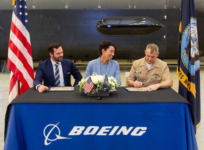 Boeing Delivers First Orca Extra Large Uncrewed Undersea Vehicle to U.S. Navy 